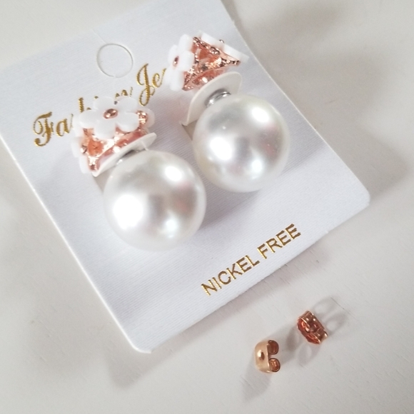 Double Side Ball Flower Stud Front Back - Picture 5 of 5